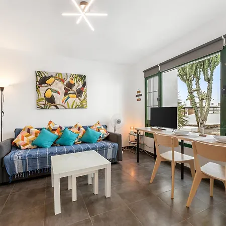 Home2book Sunny Retreat & Pool, Lejlighed Costa Teguise