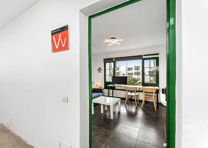 Home2book Sunny Retreat & Pool, *