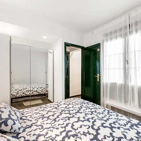 Home2book Sunny Retreat & Pool,