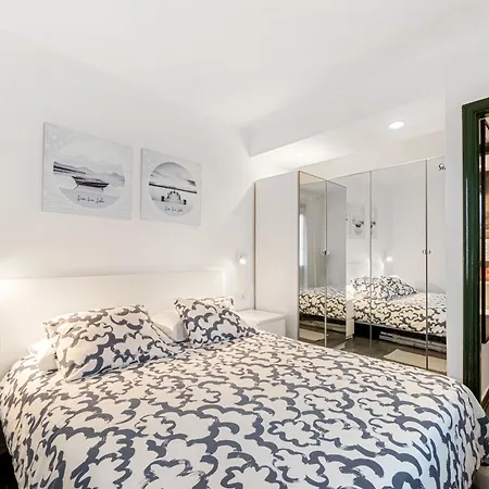 Home2book Sunny Retreat & Pool, דירה