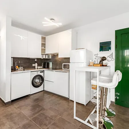 Apartment Home2book Sunny Retreat & Pool, *