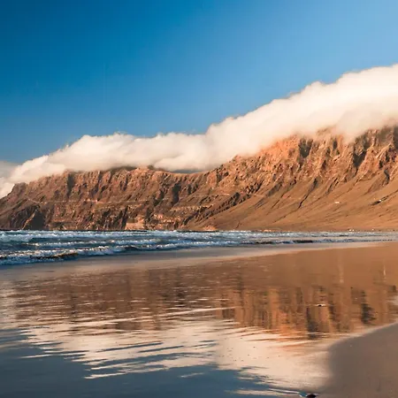 Home2book Sunny Retreat & Pool, * קוסטה טגוויסה