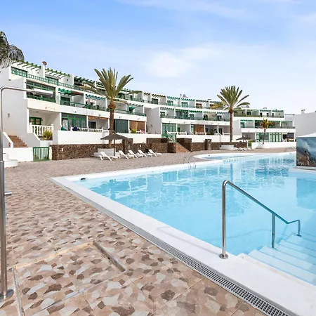 Home2book Sunny Retreat & Pool, *