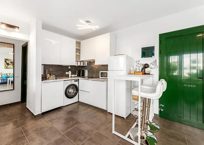 Apartman Home2book Sunny Retreat & Pool, *